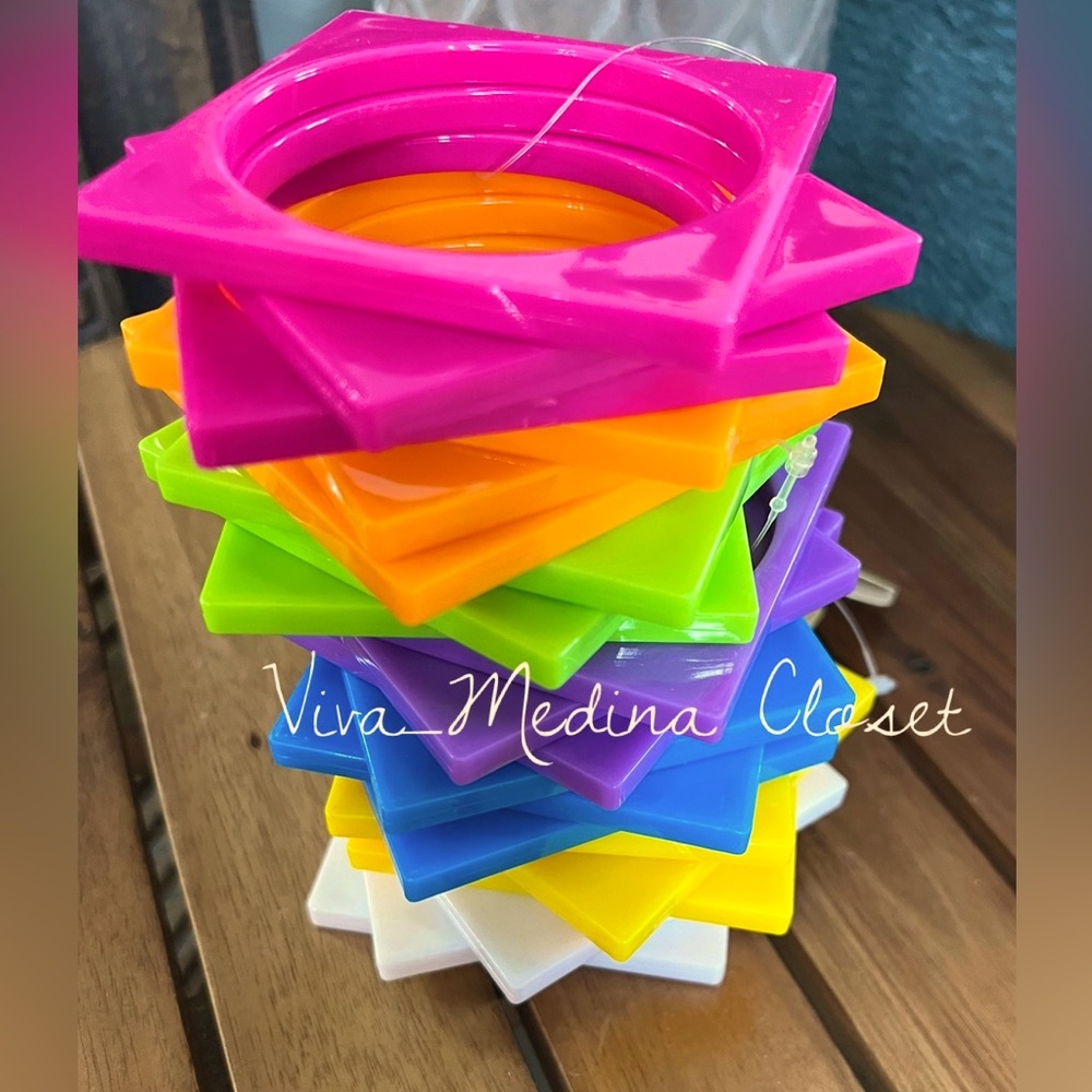 🩷💜 Squared Plastic bangles Pink, Purple